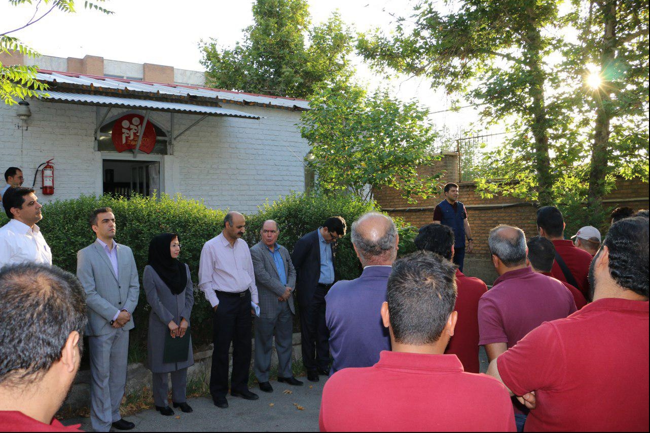 تقدیر از فروشنده برتر در دیدار مدیرعامل محترم شرکت زمزم