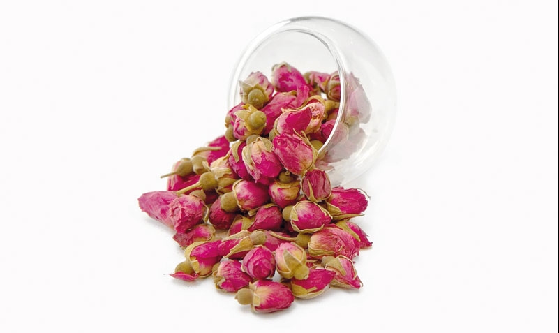 برای لطافت و زیبایی پوست چه چیزی بهتر از گلاب؟