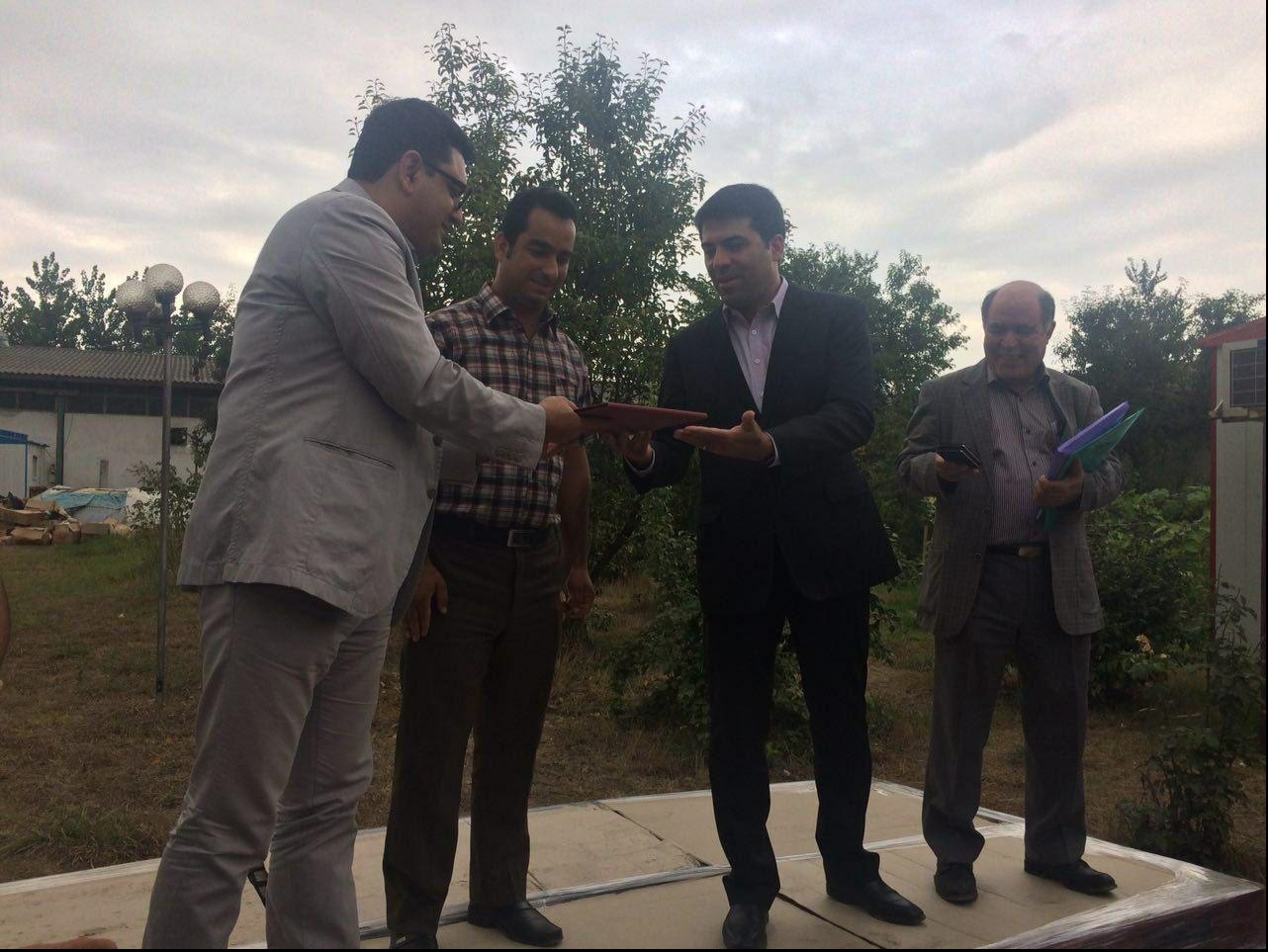 مراسم تقدیر و تشكر از نفرات برتر فروش انبار رشت شرکت زمزم ایران