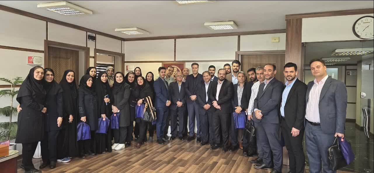 گردهمایی مسئولان اداری شعب زمزم ایران در ستاد مرکزی